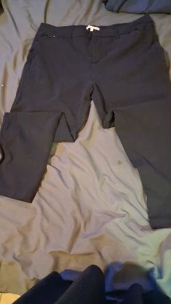 Women's black colored pants size 15