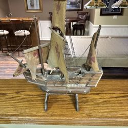 Sailing ship model