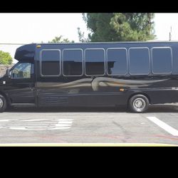 2023 Ford E-550
