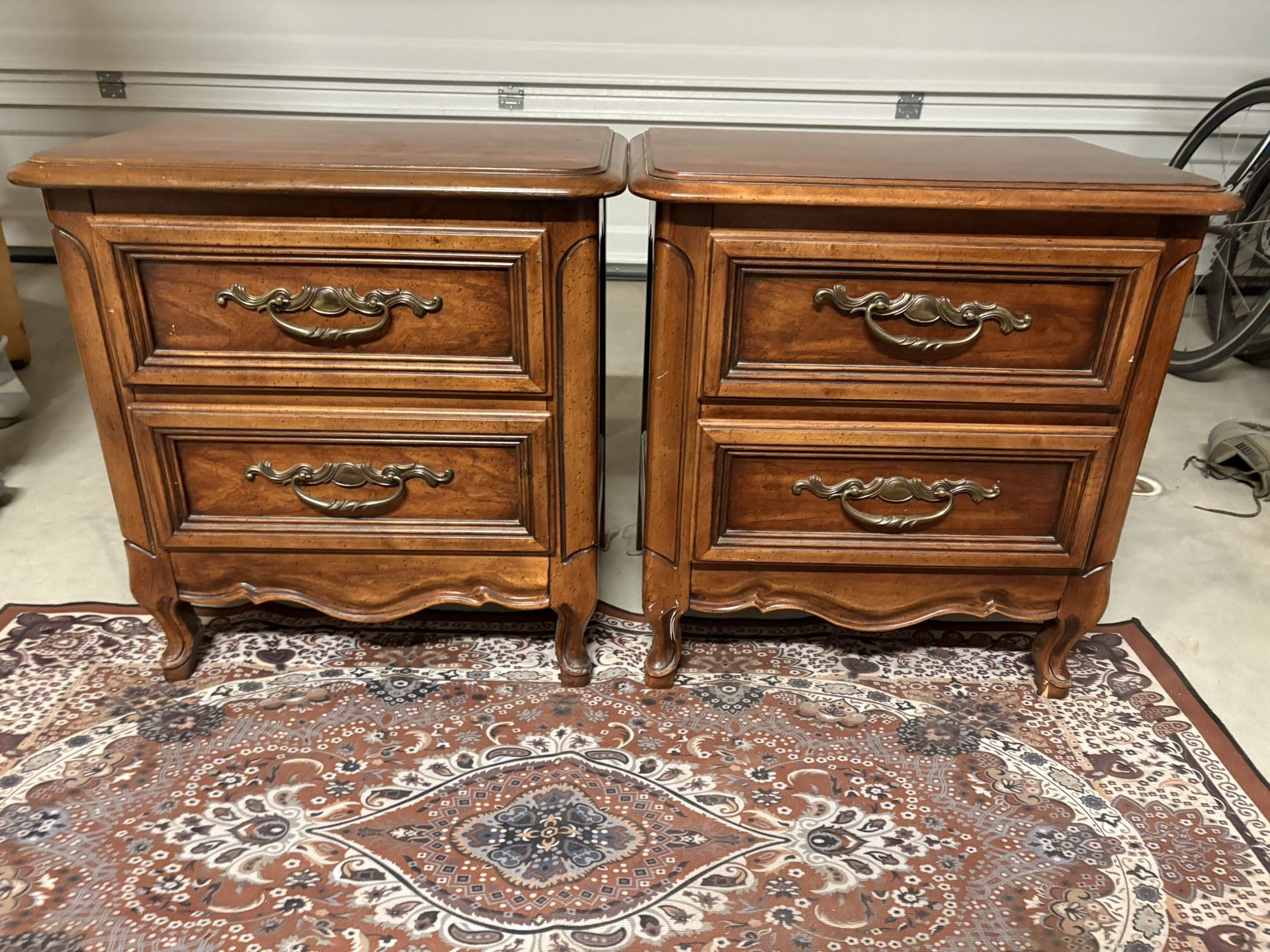 Deluxe Hardwood End Tables