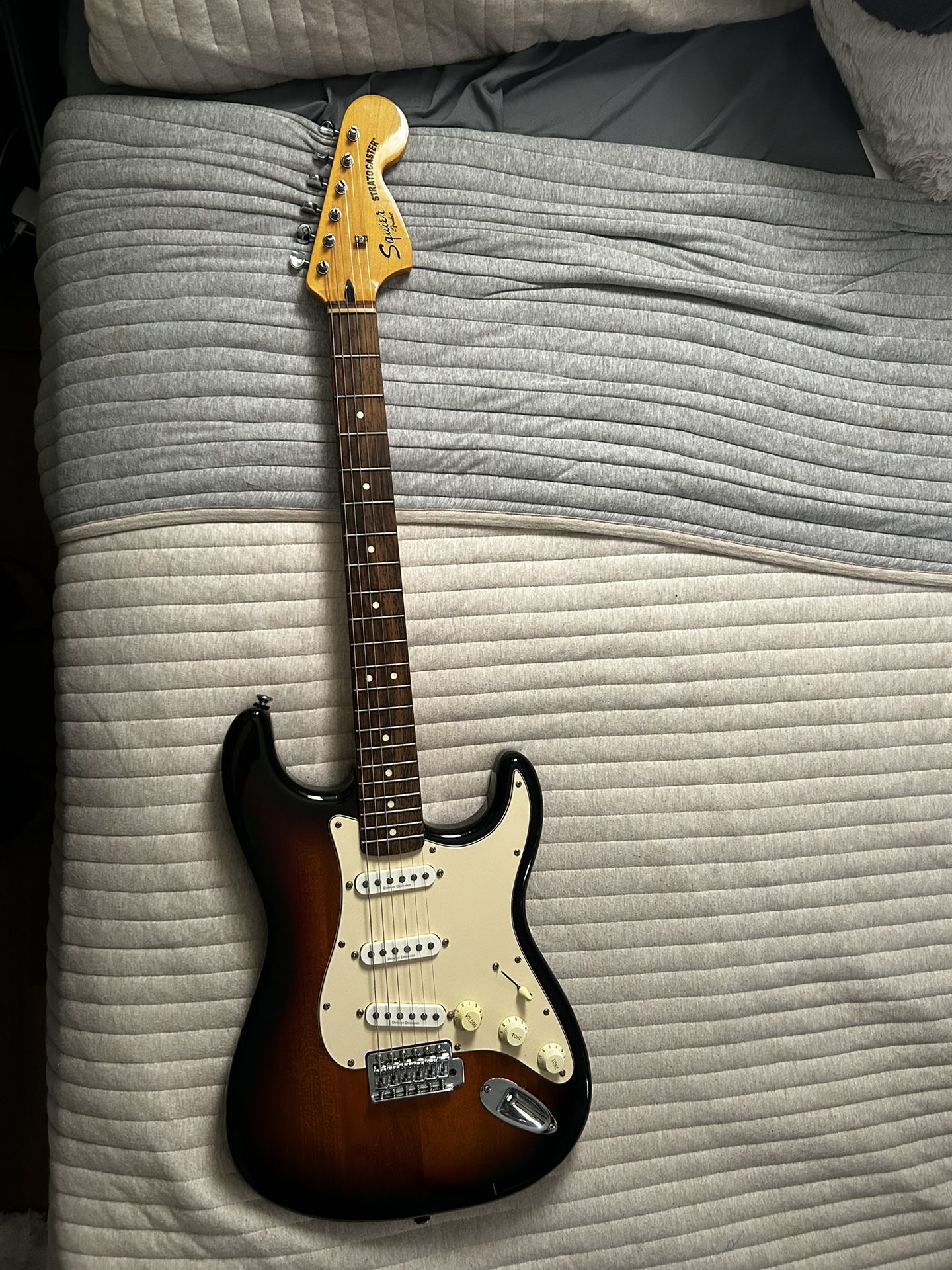 Vintage Modified Squire Stratocaster