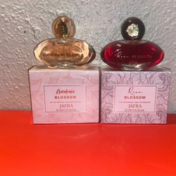 Jafra Perfumes Gardenia Rose Blossom  $35.00 Cada Uno 