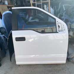 2015-2020 ford f150  right front doo assembly