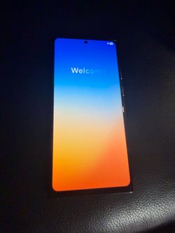 Like New Samsung Galaxy S22 Ultra 5G (Unlocked) 128GB