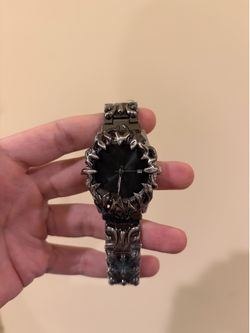 Gothic claw watch