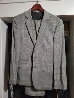 38R Slim Fit - Express - Yves Saint Laurent - J. Ferrar - H&M - (suits and leather Jacket) - $100.00 O.B.O.