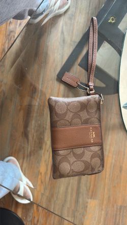Coach small wallet pouch