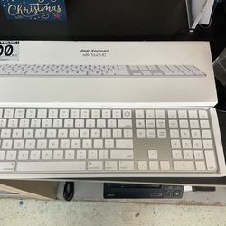 Apple Magic Keyboard 