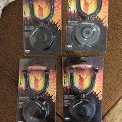 Guitar Wall Mounts (4)