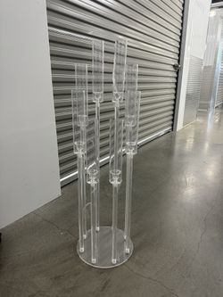 8 Arm candlebra QTY:1