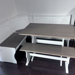 Breakfast nook dining table