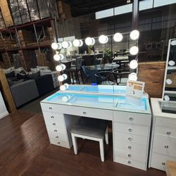 Royal Furniture Vanity 