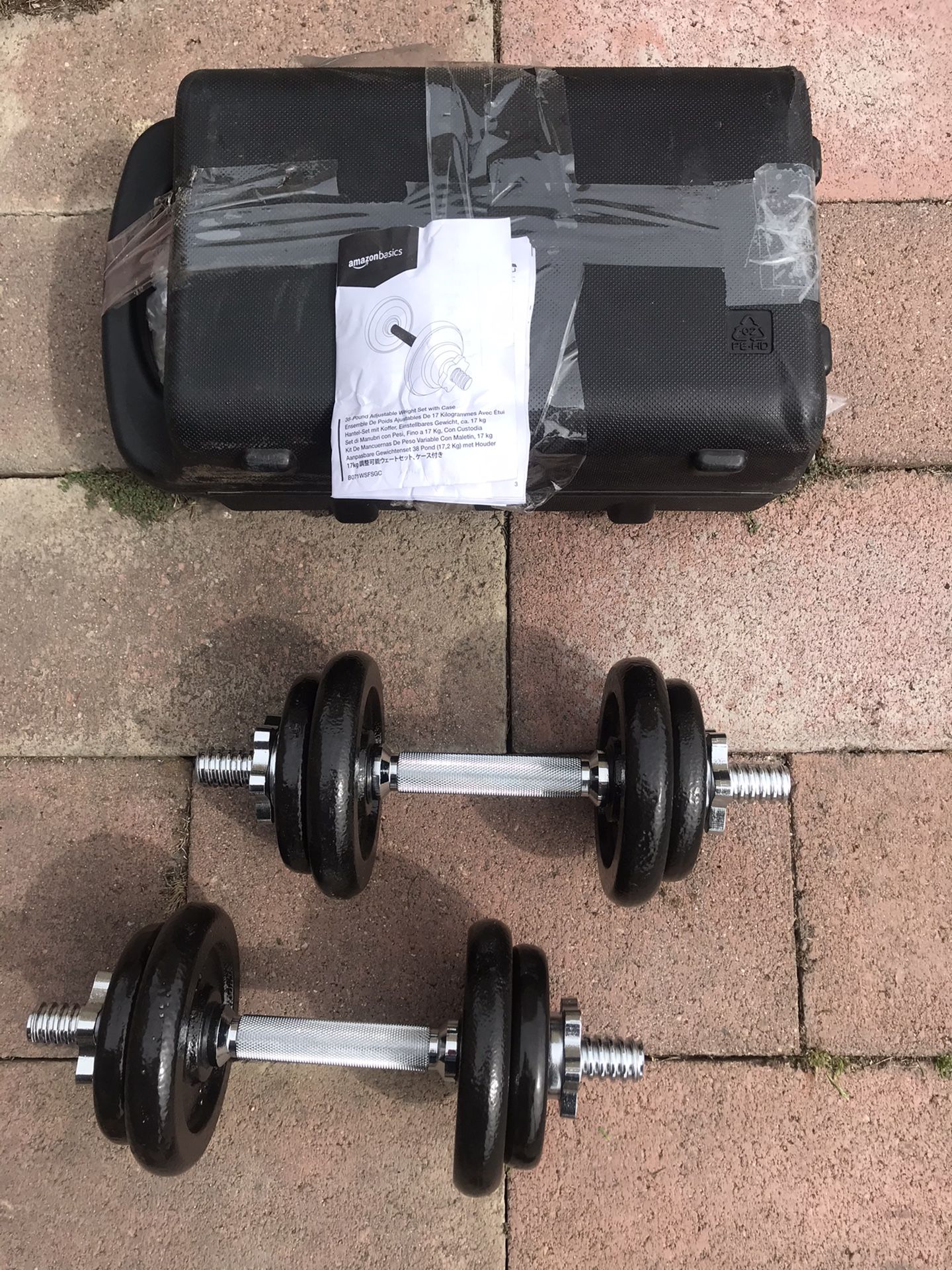 Amazon Basic 38lbs Adjustable Weight set with case