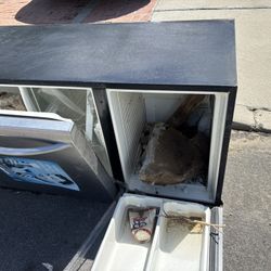Free Fridge 