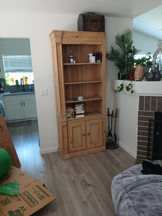 Large Wood Bookshelves / Bookcases / Armoirs / Cabinets