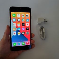 iPhone 6s Plus - UNLOCKED - Like New 
