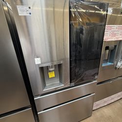 LG instaview refrigerator with craft ice