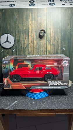 Jada  - Fast & Furious - Letty's 1966 Chevy Corvette - Scale 1:24 - Red