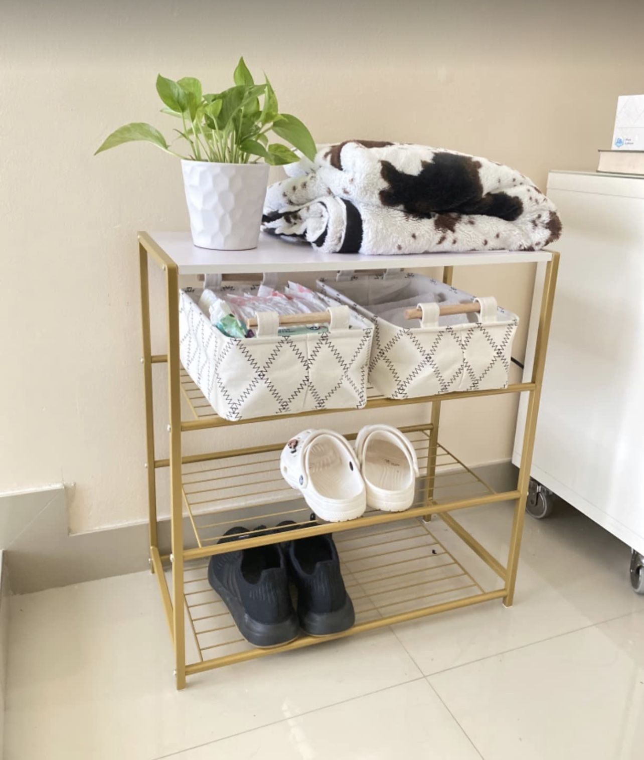 4 Tier Stylish and space-saving shoe Rack