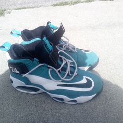 Ken Griffeys  Size 12