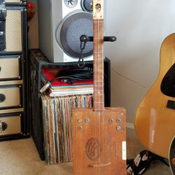 Cigar Box Guitar (29”)