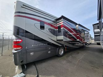 2011 Tiffin Motorhomes Allegro 32BA Class A for sale