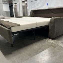 American Leather Queen Plus Size Sleeper Sofa Sectional