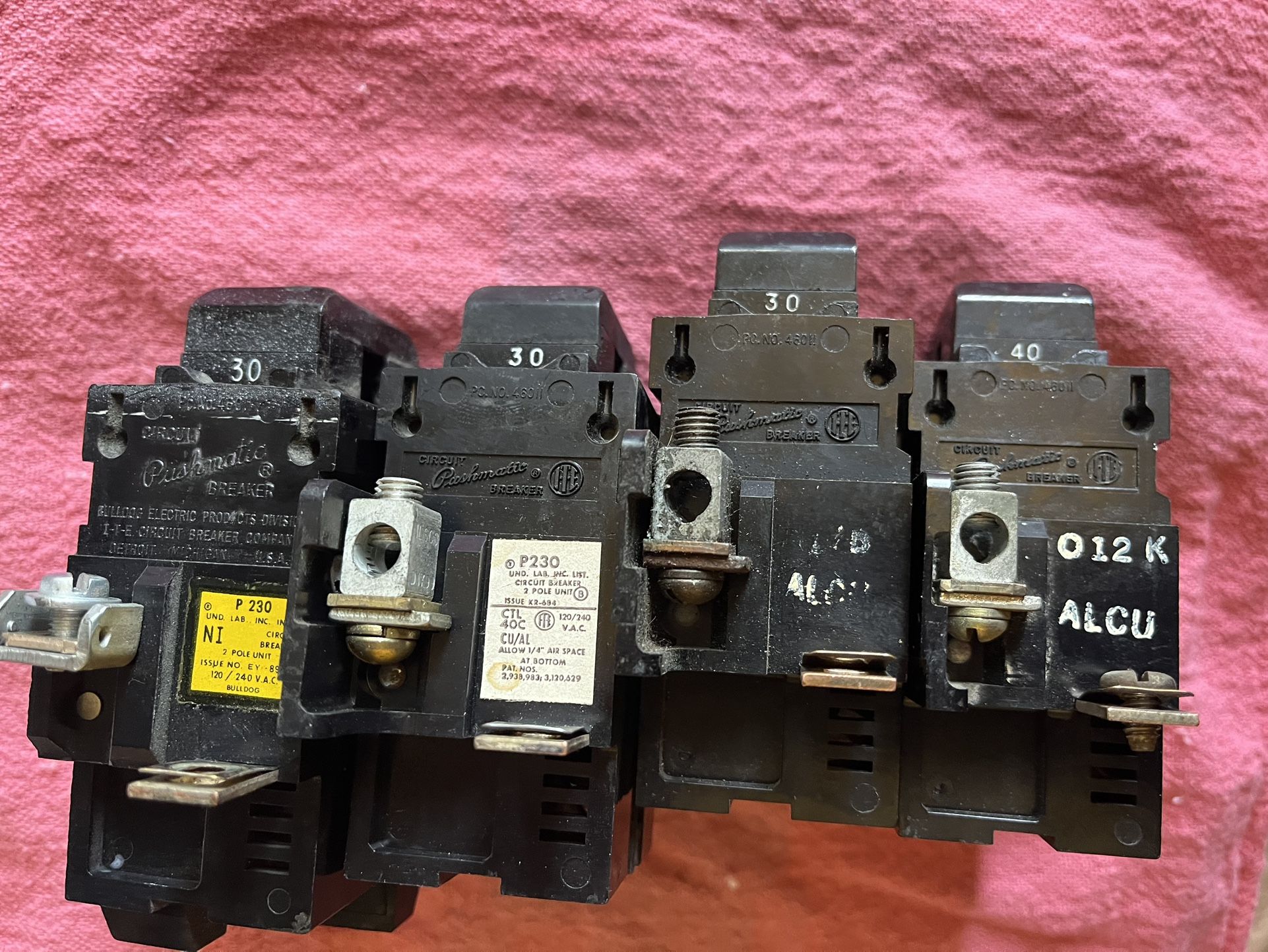 30 & 40 Amp PUSHMATIC Siemens ITE Gould Bulldog 2 Pole 30A