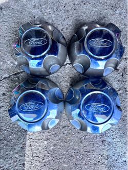 Ford  center caps  set of 4