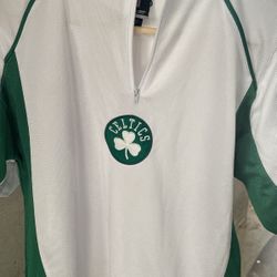 Celtics Zip Up Shirt $10 Boys L 14-16