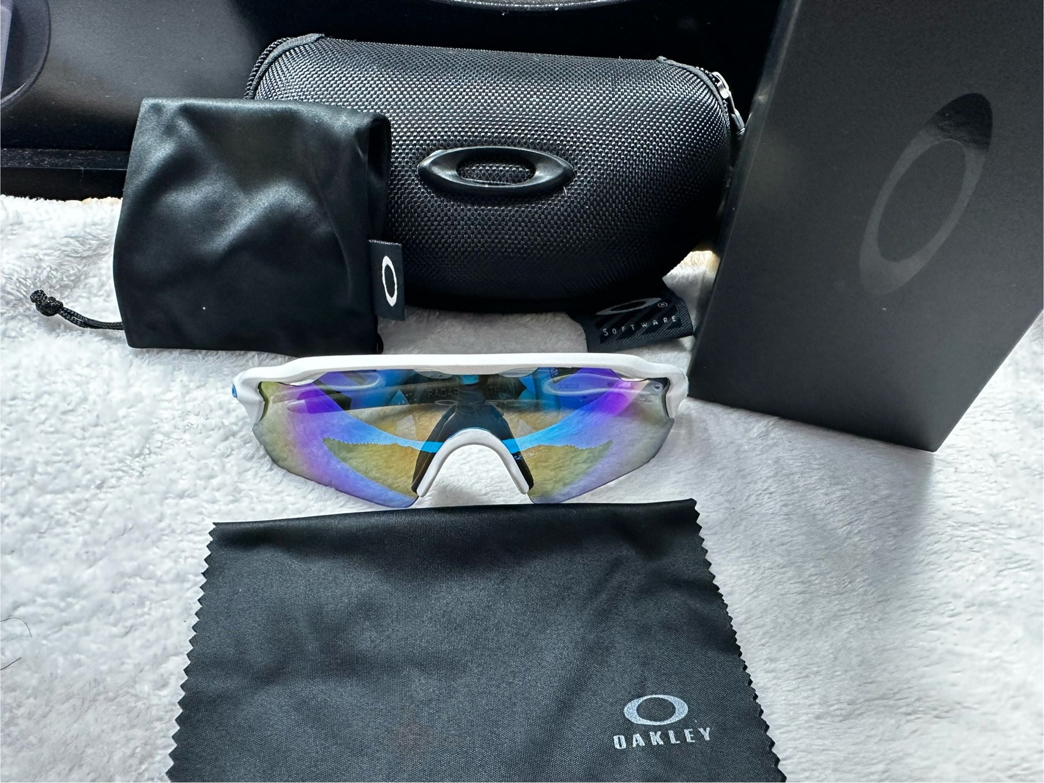 Oakley Radar Sunglasses Unisex