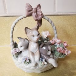 Lladro "PURR-fect" Figurine