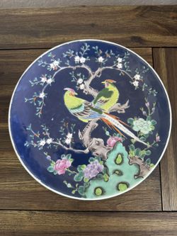 Antique Famille Noir Japanese Arita Yamatoku Porcelain