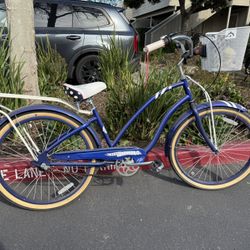 Girls Electrica 26” Cruiser Bike. 3 Speed