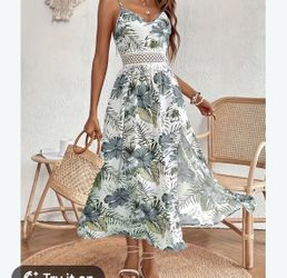 Green and white floral maxi dress with tropical leaves and flowers size large fits like a medium new