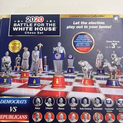 2020 Battle For The White House Chess Set