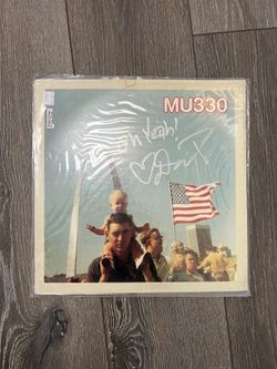 MU330 Vinyl 1999 Signed