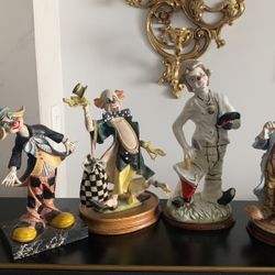 Porcelain Statues Clowns 6 Pirces  And 2 Painting Oil Of Clowns
