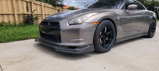 Nissan GT-R R35 Real Carbon Fiber Front Lip Bumper Splitter