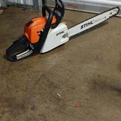 Stihl MS 211 Chainsaw 