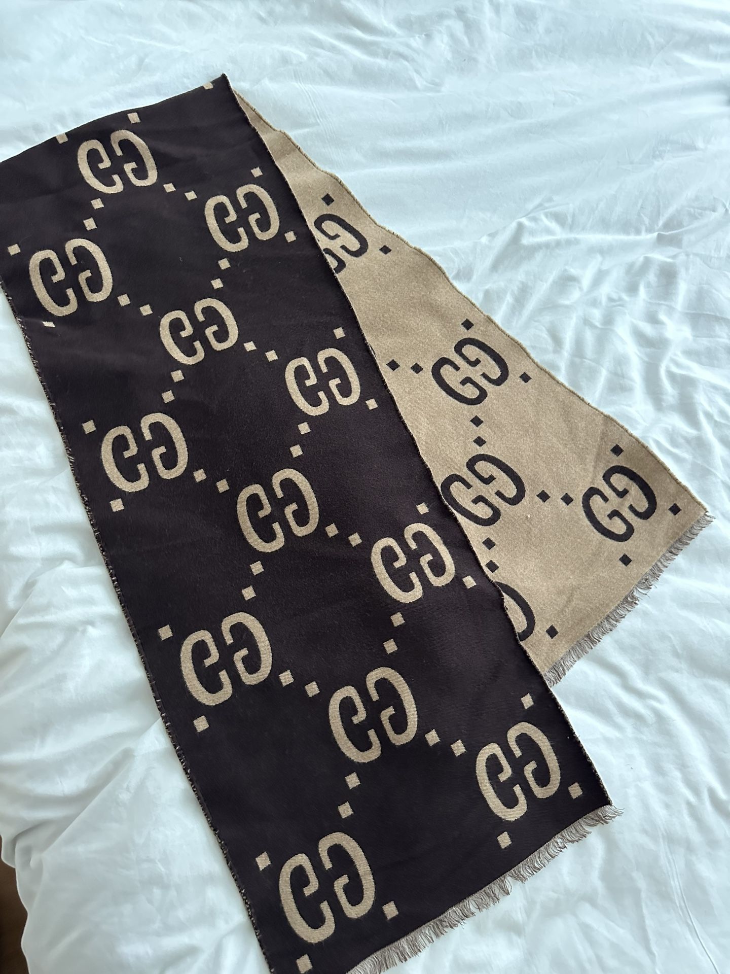 Gucci GG JACQUARD WOOL SILK SCARF