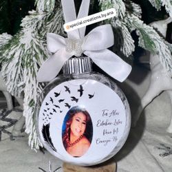 Memorial ornament made with a lot of love and respect 🤍🪽
