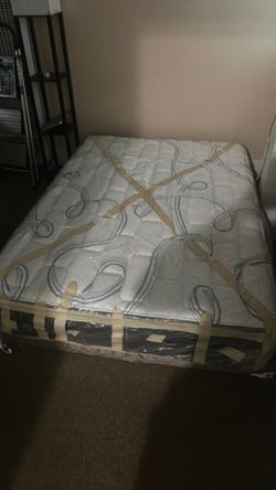 Full Size Mattress Still in Plastic