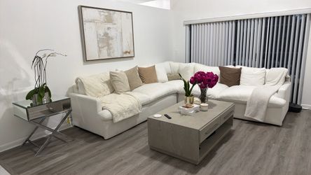 Living room whole