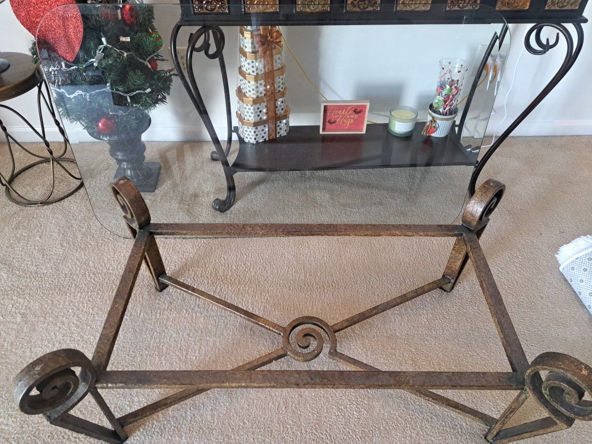 **ELEGANT COFFEE TABLE**