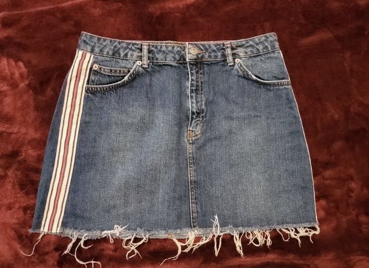 Top Shop Skirt With Side Detail