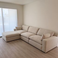 FREE DELIVERY 📦  Linen Beige Sectional