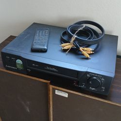 Mitsubishi VCR VHS Tape Player With Rca Cables And Remote Control 