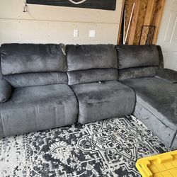 Power Reclining Sectional