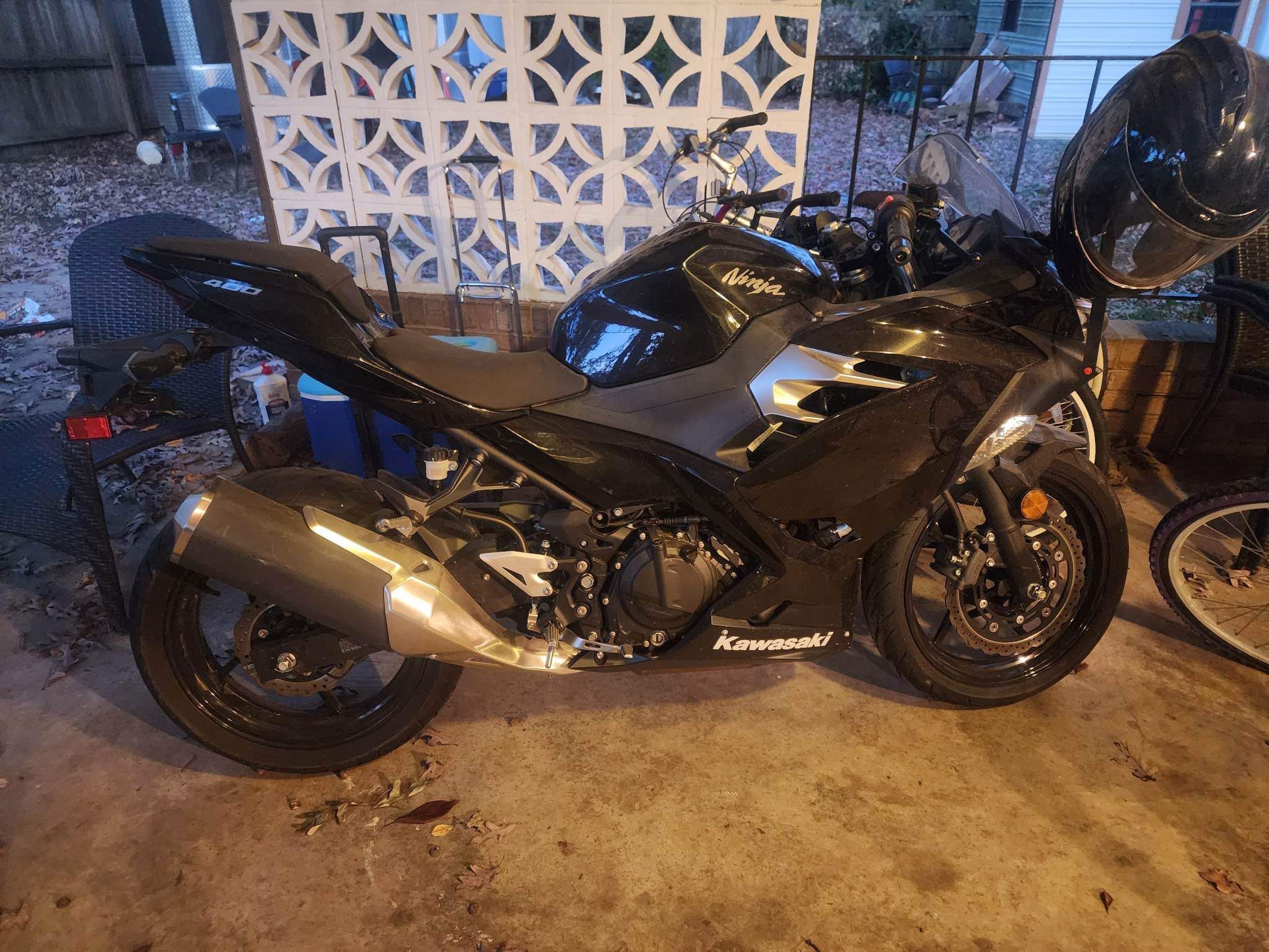 Ninja Kawasaki 400 Motorcycle 